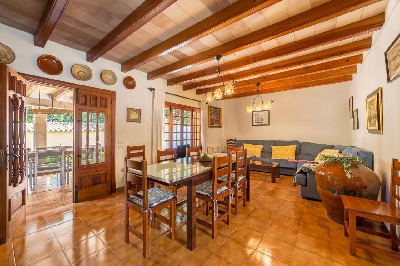 La Plana Villa